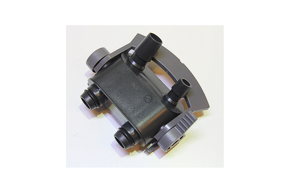 Eheim Adapter beépített zárócsapokkal a  2226/2228-hoz